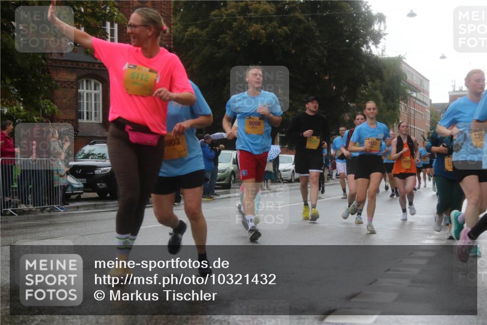 13.09.2026 - Kiel Lauf Markus Tischler http://msf.ph/oto/10321432 13.09.2026 10:54:54 Fleethörn 4446, 5112, 3903, 8098, 9133, 3381, 525 meine-sportfotos.de