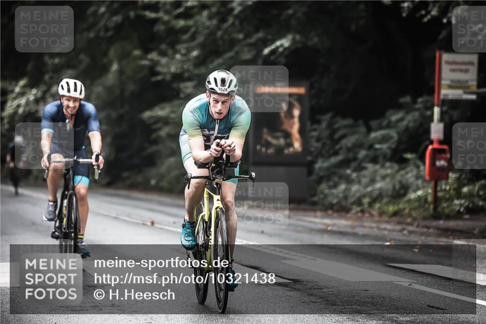 13.09.2026 - Stadtparktriathlon H.Heesch http://msf.ph/oto/10321438 13.09.2026 11:58:09 Radfahren 732, 750, 794, 847, 904, 906, 918, 920, 934, 963, 999, 1028 meine-sportfotos.de