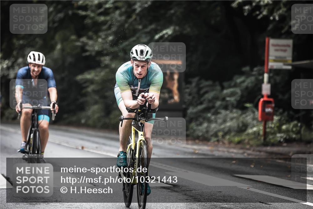 13.09.2026 - Stadtparktriathlon H.Heesch http://msf.ph/oto/10321443 13.09.2026 11:58:09 Radfahren 732, 750, 794, 847, 904, 906, 918, 920, 934, 963, 999, 1028 meine-sportfotos.de