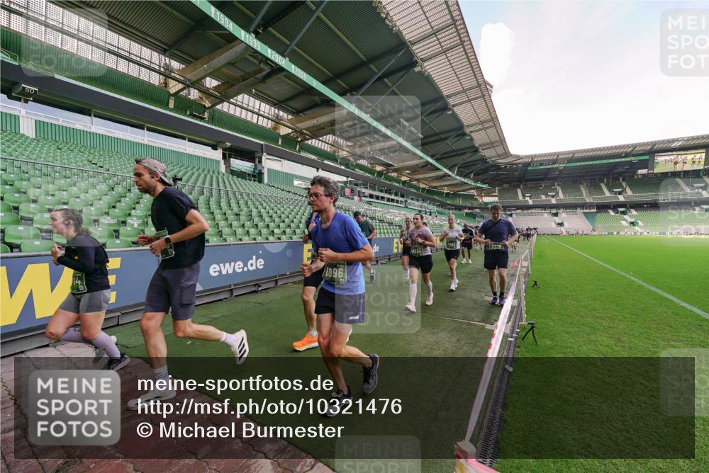 13.09.2026 - 21. swb-Marathon Bremen Michael Burmester http://msf.ph/oto/10321476 13.09.2026 13:21:42 Laufen im Stadion 128, 258, 343, 351, 423, 441, 601, 620, 704, 782, 851, 1060, 1094, 1158, 1177, 1316, 1344, 1409, 1417, 1439, 1446, 1518, 1657, 1669, 1676, 1697, 1729, 1808, 1846, 1883, 2010, 2064, 2139, 2201, 2258, 2278, 2290, 2349, 2394, 2395, 2414, 2417, 2437, 2501, 2519, 2551, 2588, 2619, 2632, 2652, 2660, 2685, 2711, 2736, 2793, 2828, 2886, 2954, 2964, 2995, 3004, 3010, 3017, 3018, 3022, 3034, 3035, 3036, 3037, 3070, 3074, 3102, 3139, 3144, 3225, 3351, 3682, 3784, 1506 meine-sportfotos.de
