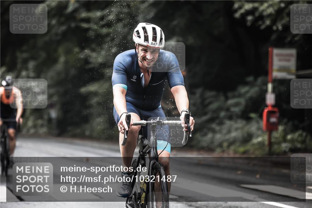 13.09.2026 - Stadtparktriathlon H.Heesch http://msf.ph/oto/10321487 13.09.2026 11:58:10 Radfahren 732, 750, 847, 904, 906, 918, 920, 934, 963, 999, 1028 meine-sportfotos.de