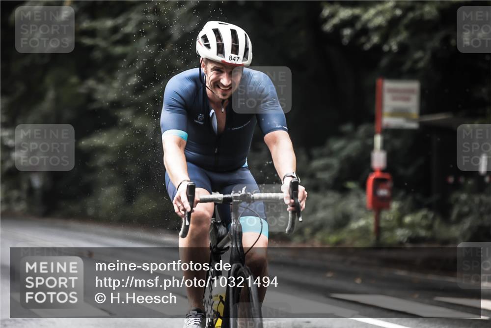 13.09.2026 - Stadtparktriathlon H.Heesch http://msf.ph/oto/10321494 13.09.2026 11:58:10 Radfahren 732, 750, 847, 904, 906, 918, 920, 934, 963, 999, 1028 meine-sportfotos.de