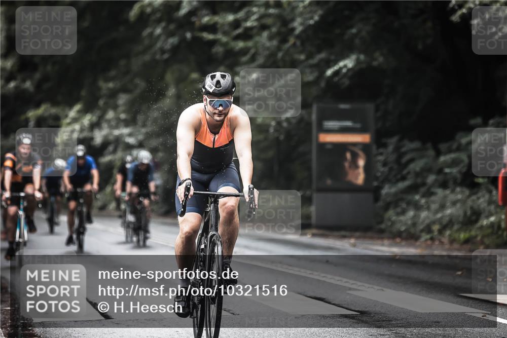 13.09.2026 - Stadtparktriathlon H.Heesch http://msf.ph/oto/10321516 13.09.2026 11:58:11 Radfahren 732, 750, 847, 904, 906, 918, 920, 934, 963, 999, 1028 meine-sportfotos.de