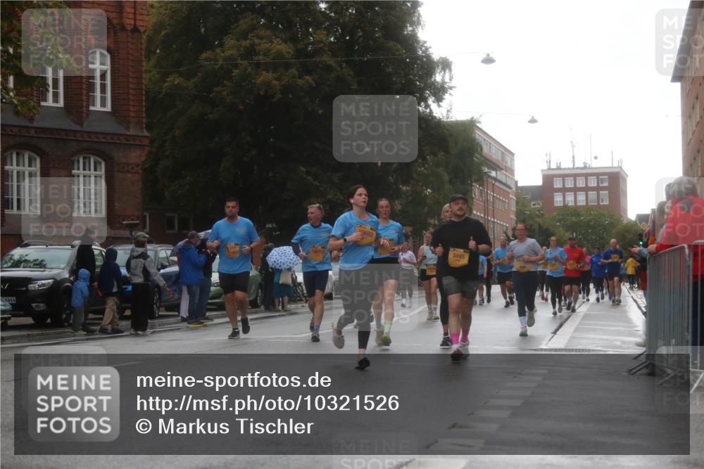 13.09.2026 - Kiel Lauf Markus Tischler http://msf.ph/oto/10321526 13.09.2026 10:55:10 Fleethörn 4444, 300, 2, 10055, 0692, 3445 meine-sportfotos.de
