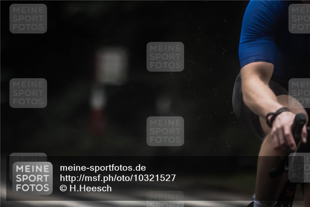13.09.2026 - Stadtparktriathlon H.Heesch http://msf.ph/oto/10321527 13.09.2026 13:06:57 Radfahren 1270, 1277, 1281, 1327, 1353, 1391, 1406, 1421 meine-sportfotos.de