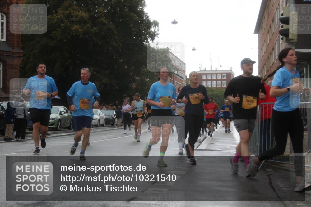 13.09.2026 - Kiel Lauf Markus Tischler http://msf.ph/oto/10321540 13.09.2026 10:55:12 Fleethörn 3000, 10055, 10318, 1230, 3445 meine-sportfotos.de