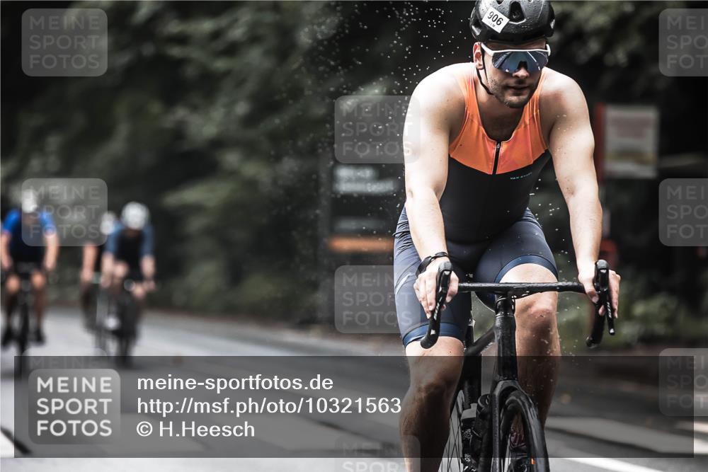 13.09.2026 - Stadtparktriathlon H.Heesch http://msf.ph/oto/10321563 13.09.2026 11:58:12 Radfahren 732, 750, 847, 904, 906, 918, 920, 934, 963, 999, 1028 meine-sportfotos.de