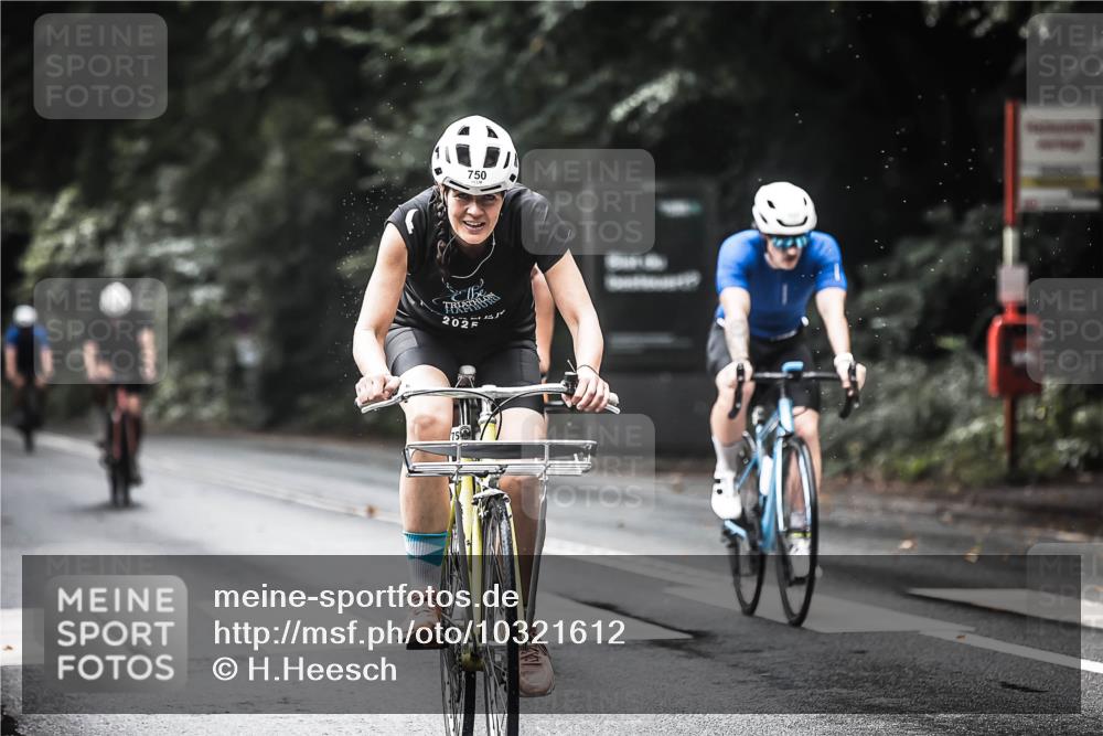 13.09.2026 - Stadtparktriathlon H.Heesch http://msf.ph/oto/10321612 13.09.2026 11:58:15 Radfahren 738, 750, 847, 853, 904, 906, 918, 920, 922, 934, 963, 999, 1028 meine-sportfotos.de