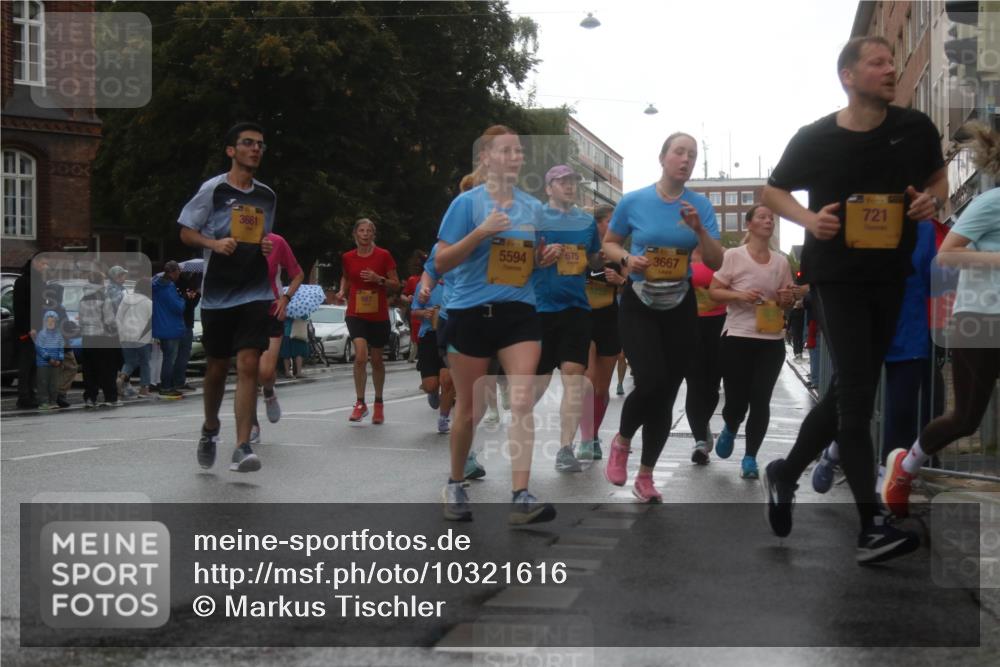 13.09.2026 - Kiel Lauf Markus Tischler http://msf.ph/oto/10321616 13.09.2026 10:55:24 Fleethörn 3661, 987, 675, 3667, 5594, 721 meine-sportfotos.de