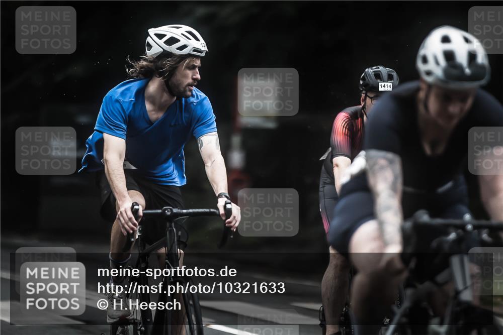 13.09.2026 - Stadtparktriathlon H.Heesch http://msf.ph/oto/10321633 13.09.2026 13:07:10 Radfahren 1146, 1263, 1300, 1317, 1360, 1381, 1414 meine-sportfotos.de