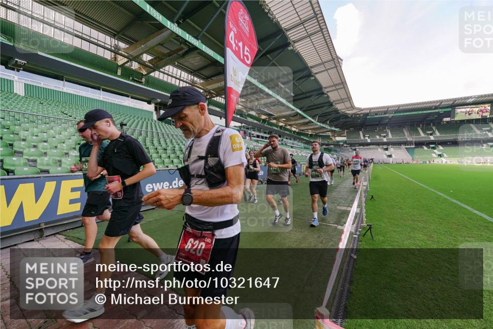 13.09.2026 - 21. swb-Marathon Bremen Michael Burmester http://msf.ph/oto/10321647 13.09.2026 13:22:02 Laufen im Stadion 128, 160, 211, 258, 343, 351, 423, 441, 571, 601, 620, 704, 782, 851, 1060, 1094, 1157, 1158, 1177, 1259, 1316, 1344, 1417, 1439, 1518, 1657, 1669, 1676, 1691, 1729, 1808, 1846, 1883, 2139, 2201, 2258, 2278, 2290, 2394, 2395, 2414, 2437, 2504, 2519, 2551, 2588, 2619, 2632, 2652, 2660, 2685, 2711, 2736, 2793, 2828, 2886, 2954, 2964, 2995, 3004, 3010, 3022, 3034, 3070, 3074, 3102, 3144, 3225, 3351, 3530, 3682, 3784, 4020, 4406, 4407, 4431, 4584, 1506 meine-sportfotos.de