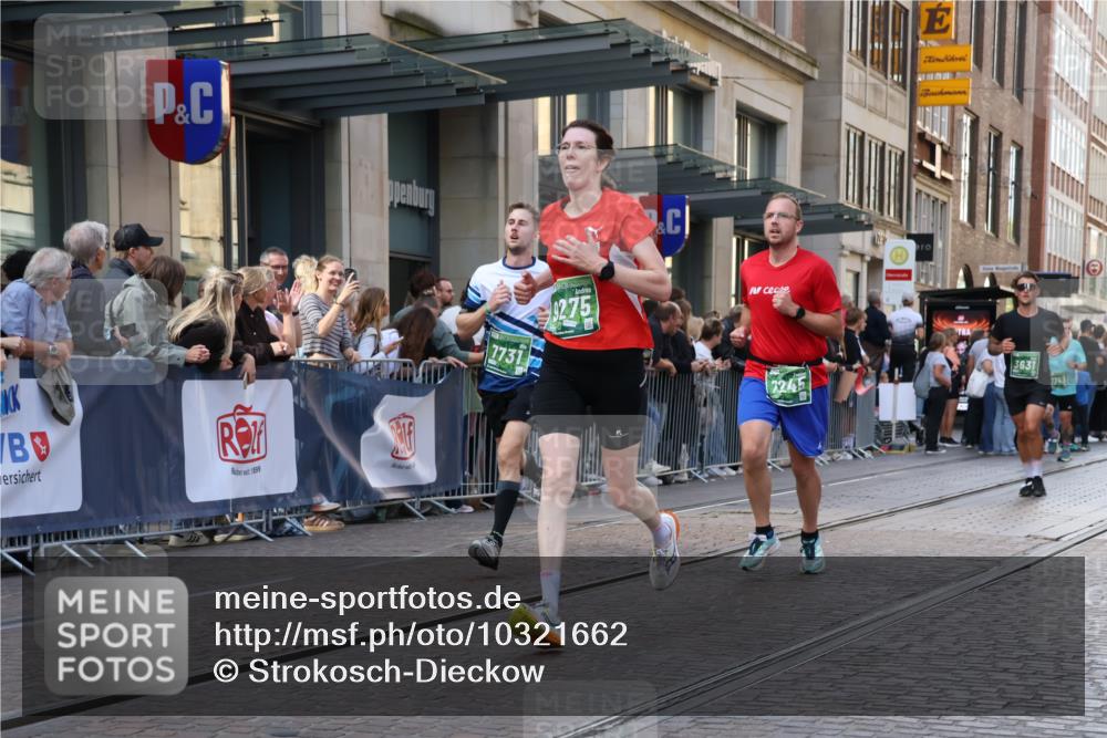 13.09.2026 - 21. swb-Marathon Bremen Strokosch-Dieckow http://msf.ph/oto/10321662 13.09.2026 13:18:18 Ziel 465, 1419, 2055, 2324, 2948, 3631, 4120, 4413, 4642, 5307, 5867, 6293, 6294, 6787, 6818, 7104, 7163, 7245, 7731, 8404, 8540, 8743, 8872, 9019, 9275, 9327, 9833, 1146, 1419, 1631, 1797, 1872, 2260, 2634, 2671, 3241, 3458, 3514, 3634, 4131, 4733, 5292, 5460, 5695, 5948, 6152, 6290, 6448, 7491, 7954, 8094, 8805, 8943, 8944, 9134, 9609, 10065, 13150 meine-sportfotos.de