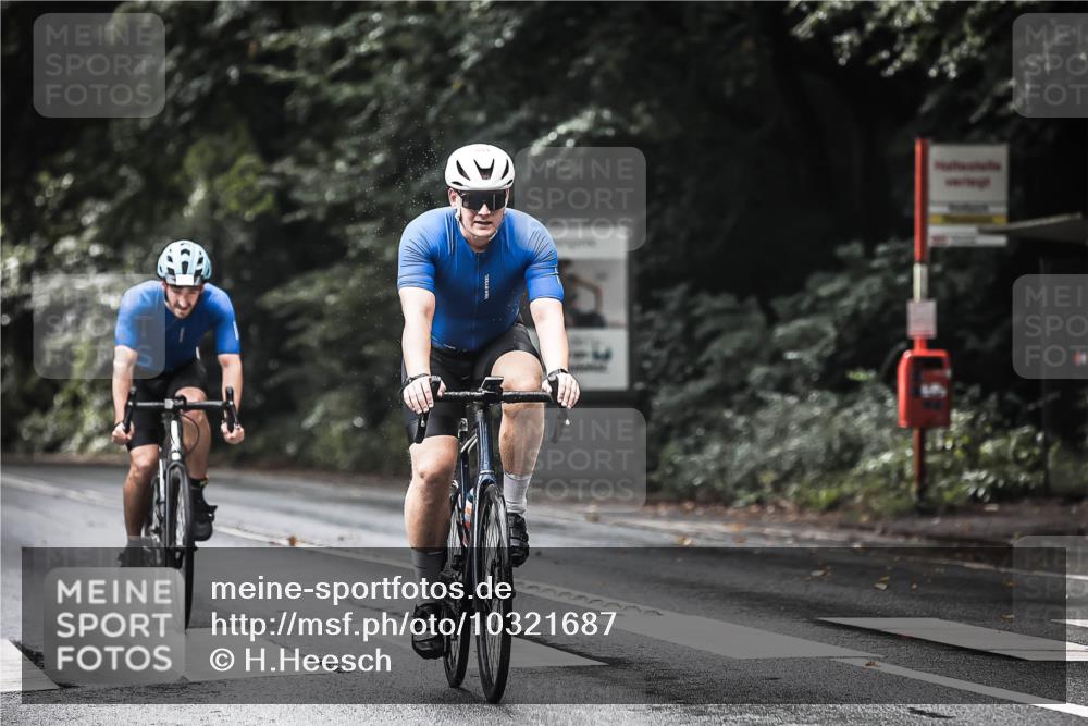 13.09.2026 - Stadtparktriathlon H.Heesch http://msf.ph/oto/10321687 13.09.2026 11:58:21 Radfahren 738, 750, 853, 904, 918, 920, 922, 974, 1049 meine-sportfotos.de