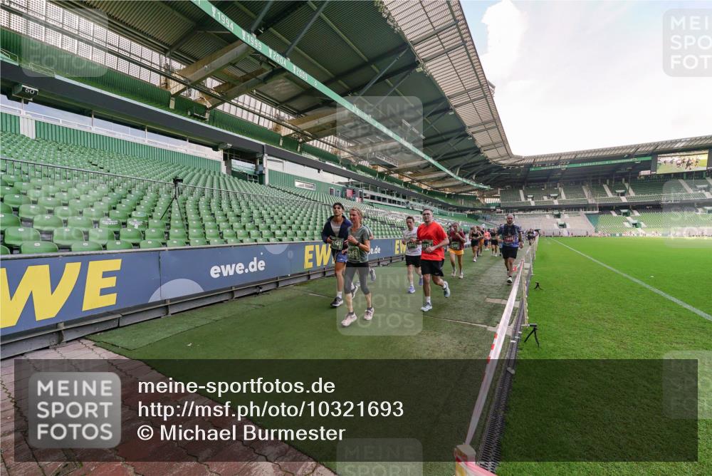 13.09.2026 - 21. swb-Marathon Bremen Michael Burmester http://msf.ph/oto/10321693 13.09.2026 13:22:07 Laufen im Stadion 128, 160, 211, 258, 343, 351, 423, 441, 571, 601, 620, 782, 851, 1060, 1094, 1157, 1158, 1177, 1259, 1316, 1344, 1417, 1439, 1518, 1657, 1669, 1676, 1691, 1729, 1808, 1846, 1883, 2139, 2201, 2258, 2278, 2290, 2414, 2504, 2551, 2619, 2632, 2652, 2660, 2685, 2711, 2736, 2828, 2954, 2964, 2995, 3004, 3010, 3022, 3034, 3070, 3074, 3144, 3225, 3351, 3530, 3682, 3784, 4020, 4054, 4406, 4407, 4431, 4584, 1506 meine-sportfotos.de