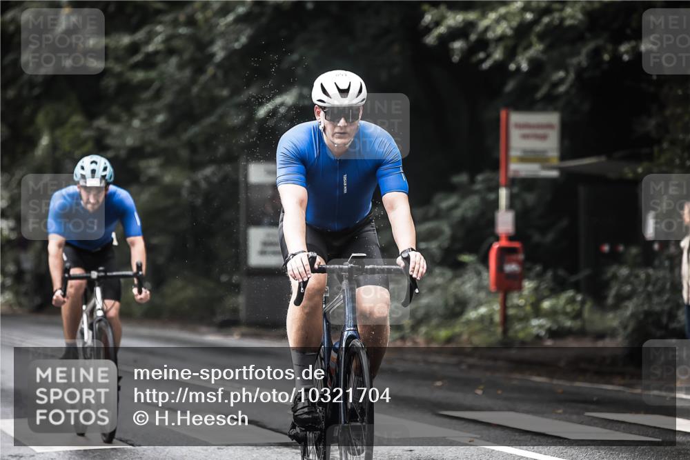 13.09.2026 - Stadtparktriathlon H.Heesch http://msf.ph/oto/10321704 13.09.2026 11:58:21 Radfahren 738, 750, 853, 904, 918, 920, 922, 974, 1049 meine-sportfotos.de