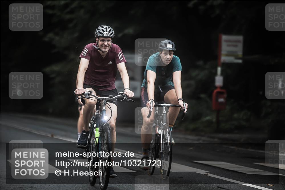 13.09.2026 - Stadtparktriathlon H.Heesch http://msf.ph/oto/10321723 13.09.2026 13:07:21 Radfahren 1115, 1203, 1219, 1247, 1252, 1267, 1302, 1383 meine-sportfotos.de