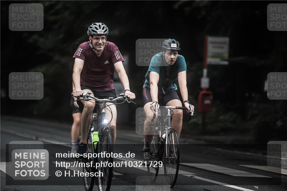 13.09.2026 - Stadtparktriathlon H.Heesch http://msf.ph/oto/10321729 13.09.2026 13:07:21 Radfahren 1115, 1203, 1219, 1247, 1252, 1267, 1302, 1383 meine-sportfotos.de