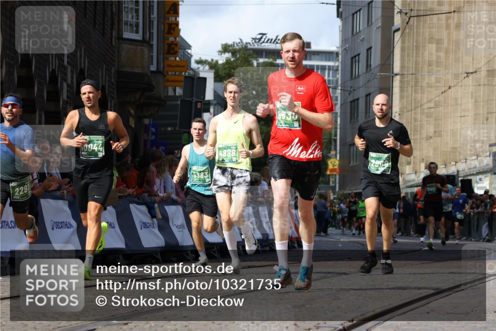 13.09.2026 - 21. swb-Marathon Bremen Strokosch-Dieckow http://msf.ph/oto/10321735 13.09.2026 13:09:06 Ziel 715, 3110, 3276, 3330, 4033, 5377, 5517, 5696, 6842, 6906, 7064, 7121, 8555, 9240, 9411, 9702, 9867, 9906, 9911, 1241, 2291, 2909, 3197, 4895, 4898, 5383, 8759, 8830, 9866, 9904, 10044 meine-sportfotos.de