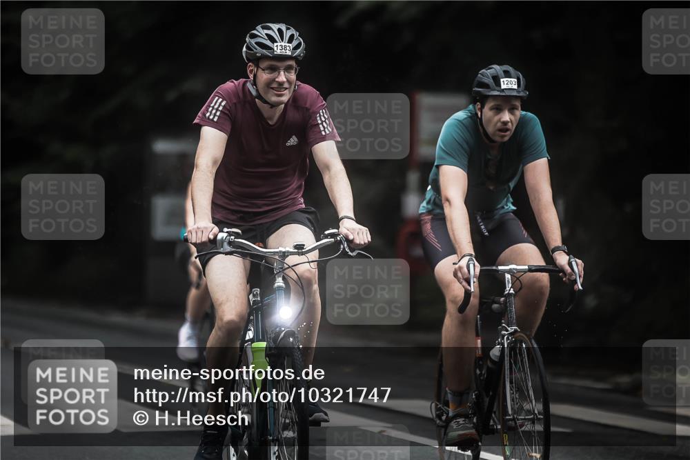 13.09.2026 - Stadtparktriathlon H.Heesch http://msf.ph/oto/10321747 13.09.2026 13:07:22 Radfahren 1115, 1203, 1219, 1247, 1252, 1267, 1302, 1383 meine-sportfotos.de