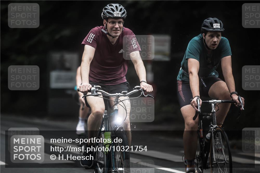 13.09.2026 - Stadtparktriathlon H.Heesch http://msf.ph/oto/10321754 13.09.2026 13:07:22 Radfahren 1115, 1203, 1219, 1247, 1252, 1267, 1302, 1383 meine-sportfotos.de