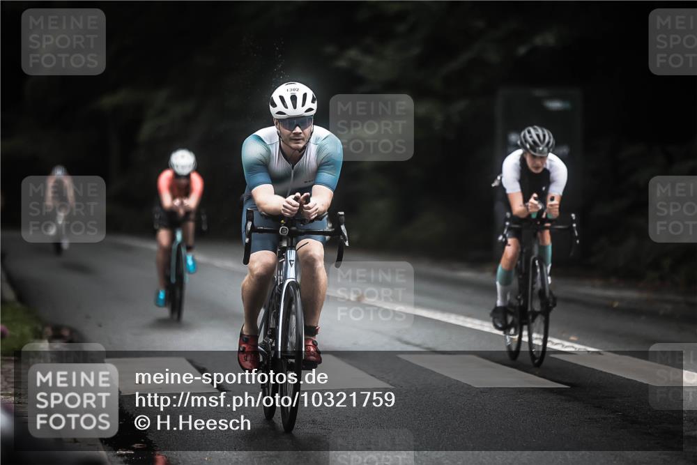 13.09.2026 - Stadtparktriathlon H.Heesch http://msf.ph/oto/10321759 13.09.2026 13:07:25 Radfahren 1203, 1219, 1233, 1247, 1252, 1267, 1302, 1383 meine-sportfotos.de