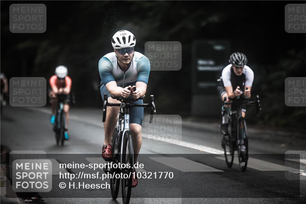 13.09.2026 - Stadtparktriathlon H.Heesch http://msf.ph/oto/10321770 13.09.2026 13:07:25 Radfahren 1203, 1219, 1233, 1247, 1252, 1267, 1302, 1383 meine-sportfotos.de