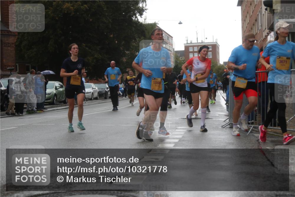 13.09.2026 - Kiel Lauf Markus Tischler http://msf.ph/oto/10321778 13.09.2026 10:55:43 Fleethörn 100, 5154, 1008, 3671 meine-sportfotos.de