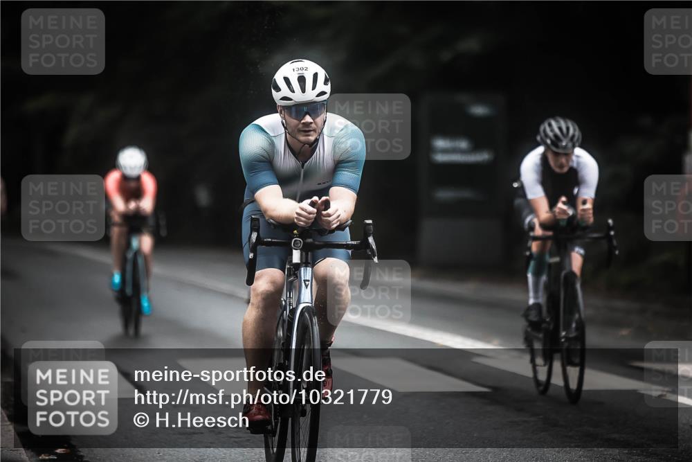 13.09.2026 - Stadtparktriathlon H.Heesch http://msf.ph/oto/10321779 13.09.2026 13:07:25 Radfahren 1203, 1219, 1233, 1247, 1252, 1267, 1302, 1383 meine-sportfotos.de