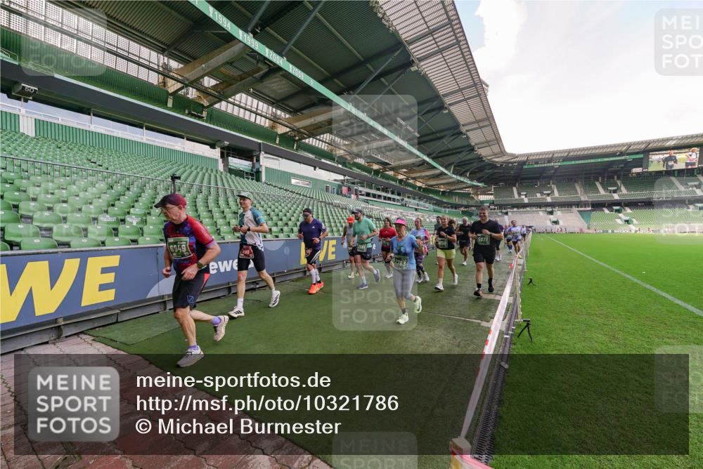 13.09.2026 - 21. swb-Marathon Bremen Michael Burmester http://msf.ph/oto/10321786 13.09.2026 13:22:18 Laufen im Stadion 128, 160, 211, 258, 343, 351, 423, 441, 571, 601, 620, 782, 851, 892, 1060, 1094, 1157, 1158, 1177, 1178, 1259, 1316, 1344, 1417, 1518, 1657, 1669, 1676, 1691, 1729, 1746, 1788, 1808, 1883, 2201, 2213, 2258, 2290, 2414, 2433, 2475, 2504, 2526, 2551, 2619, 2632, 2652, 2660, 2685, 2711, 2736, 2828, 2954, 2964, 2995, 3010, 3022, 3034, 3070, 3074, 3144, 3225, 3347, 3351, 3505, 3530, 3682, 3784, 4020, 4054, 4231, 4406, 4407, 4431, 4584, 1506 meine-sportfotos.de