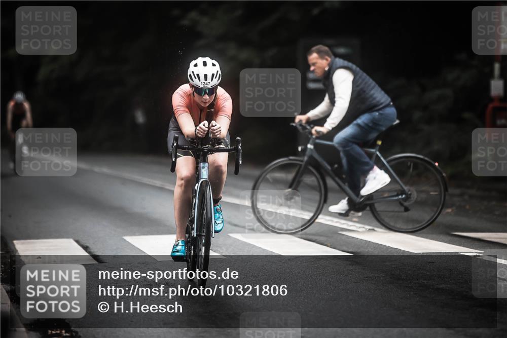 13.09.2026 - Stadtparktriathlon H.Heesch http://msf.ph/oto/10321806 13.09.2026 13:07:27 Radfahren 1203, 1219, 1233, 1247, 1252, 1267, 1302, 1383 meine-sportfotos.de