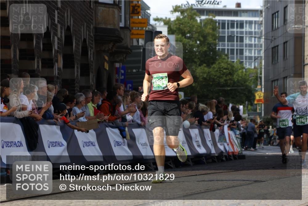 13.09.2026 - 21. swb-Marathon Bremen Strokosch-Dieckow http://msf.ph/oto/10321829 13.09.2026 13:09:12 Ziel 1925, 3110, 3330, 4033, 4384, 5377, 5517, 5636, 5696, 6906, 7262, 8555, 9240, 9411, 9702, 9867, 9906, 9911, 1034, 1241, 3197, 4895, 5111, 8759, 9789, 9866, 9904 meine-sportfotos.de