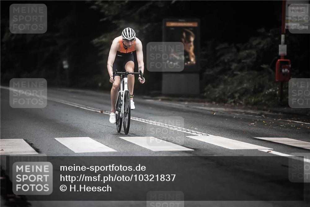 13.09.2026 - Stadtparktriathlon H.Heesch http://msf.ph/oto/10321837 13.09.2026 13:07:30 Radfahren 1233, 1247, 1252, 1267, 1302, 1379 meine-sportfotos.de