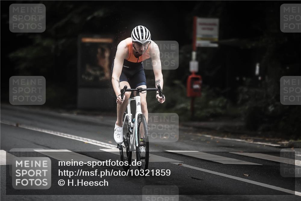 13.09.2026 - Stadtparktriathlon H.Heesch http://msf.ph/oto/10321859 13.09.2026 13:07:31 Radfahren 1233, 1247, 1252, 1267, 1302, 1379 meine-sportfotos.de