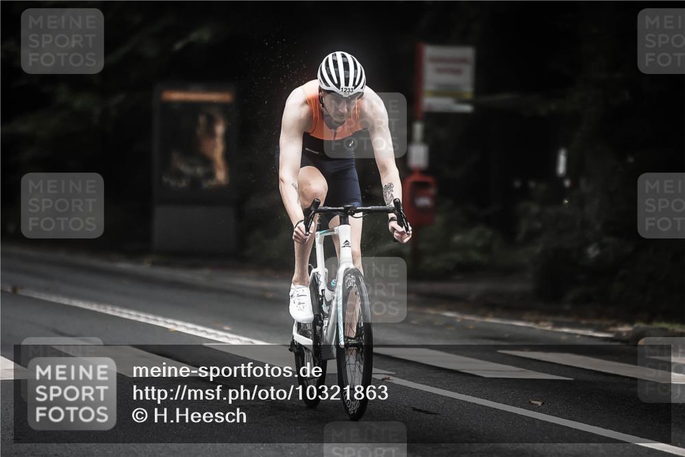13.09.2026 - Stadtparktriathlon H.Heesch http://msf.ph/oto/10321863 13.09.2026 13:07:31 Radfahren 1233, 1247, 1252, 1267, 1302, 1379 meine-sportfotos.de