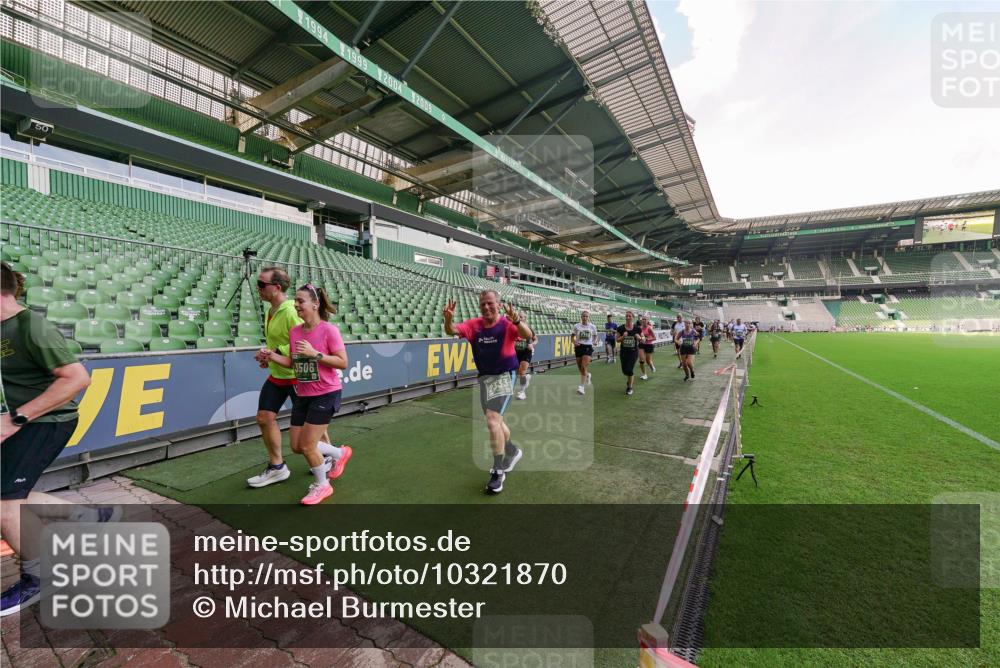 13.09.2026 - 21. swb-Marathon Bremen Michael Burmester http://msf.ph/oto/10321870 13.09.2026 13:22:26 Laufen im Stadion 128, 160, 211, 258, 343, 351, 423, 441, 571, 601, 609, 620, 708, 782, 851, 892, 1060, 1094, 1157, 1158, 1177, 1178, 1259, 1316, 1331, 1344, 1417, 1518, 1657, 1669, 1676, 1691, 1729, 1746, 1788, 1808, 1883, 2213, 2290, 2414, 2433, 2475, 2504, 2526, 2551, 2619, 2632, 2652, 2660, 2685, 2711, 2736, 2828, 2954, 2964, 2995, 3010, 3022, 3034, 3144, 3225, 3252, 3347, 3351, 3505, 3530, 3559, 3682, 3727, 3784, 4020, 4054, 4231, 4406, 4407, 4431, 4467, 4584, 1506 meine-sportfotos.de