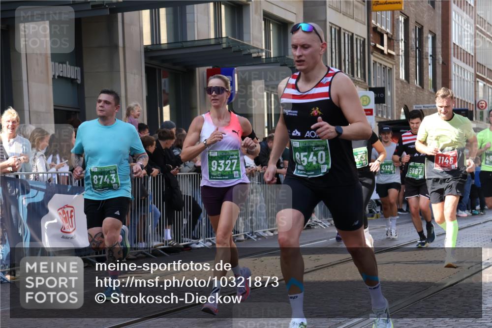 13.09.2026 - 21. swb-Marathon Bremen Strokosch-Dieckow http://msf.ph/oto/10321873 13.09.2026 13:18:23 Ziel 307, 465, 2055, 2324, 2948, 3631, 4120, 4413, 4642, 5277, 5867, 6293, 6294, 6787, 6818, 7104, 7163, 7245, 7602, 7731, 8404, 8540, 8743, 8872, 9019, 9275, 9327, 9833, 1146, 1419, 1872, 2055, 2260, 2671, 3241, 3458, 3514, 3634, 4131, 4733, 5292, 5307, 5460, 5695, 5948, 6152, 6293, 6294, 6448, 7491, 7954, 8094, 8943, 8944, 9134, 9609, 10065, 13150 meine-sportfotos.de
