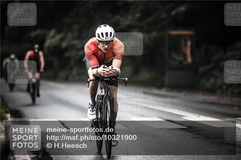13.09.2026 - Stadtparktriathlon H.Heesch http://msf.ph/oto/10321900 13.09.2026 11:58:35 Radfahren 802, 877, 888, 894, 951, 970, 1037, 1051 meine-sportfotos.de