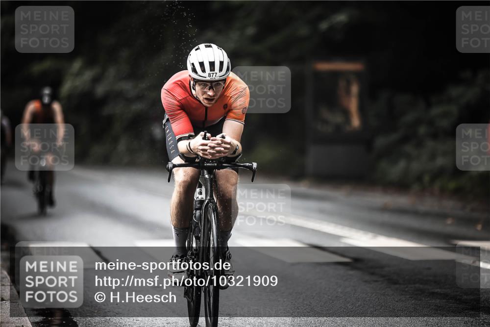 13.09.2026 - Stadtparktriathlon H.Heesch http://msf.ph/oto/10321909 13.09.2026 11:58:35 Radfahren 802, 877, 888, 894, 951, 970, 1037, 1051 meine-sportfotos.de