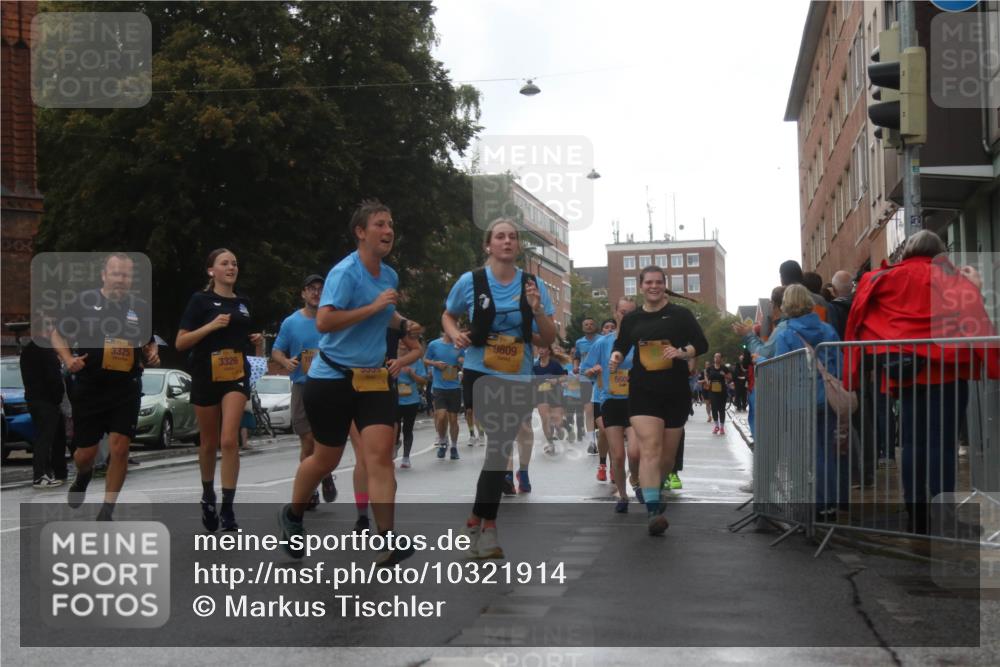 13.09.2026 - Kiel Lauf Markus Tischler http://msf.ph/oto/10321914 13.09.2026 10:55:59 Fleethörn 3325, 3326, 3333, 9809, 560 meine-sportfotos.de