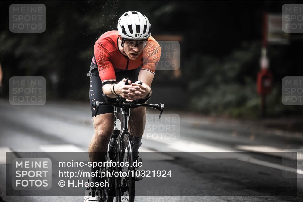 13.09.2026 - Stadtparktriathlon H.Heesch http://msf.ph/oto/10321924 13.09.2026 11:58:36 Radfahren 802, 877, 888, 894, 951, 970, 1051 meine-sportfotos.de