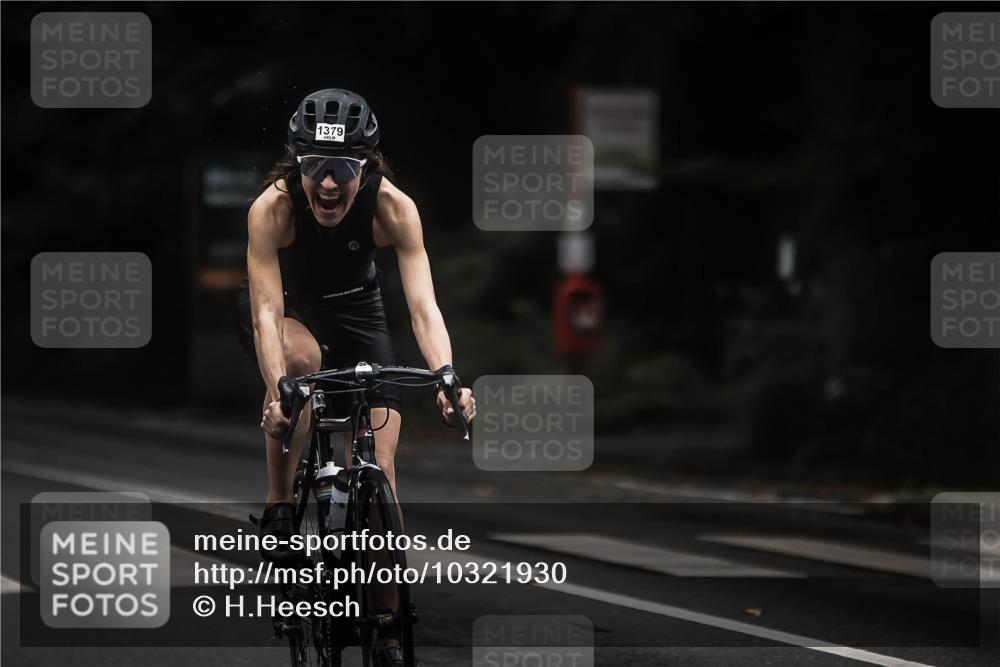 13.09.2026 - Stadtparktriathlon H.Heesch http://msf.ph/oto/10321930 13.09.2026 13:07:36 Radfahren 1233, 1264, 1341, 1379 meine-sportfotos.de