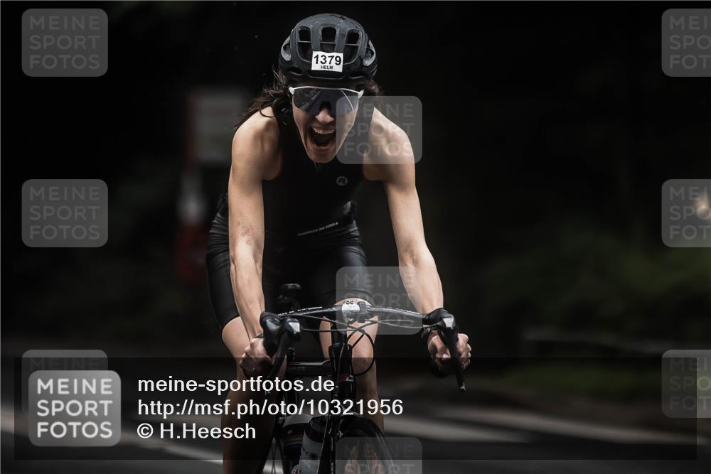 13.09.2026 - Stadtparktriathlon H.Heesch http://msf.ph/oto/10321956 13.09.2026 13:07:37 Radfahren 1233, 1264, 1341, 1379 meine-sportfotos.de