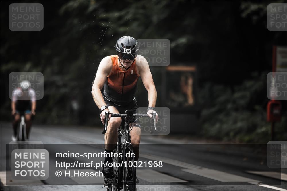 13.09.2026 - Stadtparktriathlon H.Heesch http://msf.ph/oto/10321968 13.09.2026 11:58:38 Radfahren 802, 864, 877, 888, 894, 951, 1051 meine-sportfotos.de