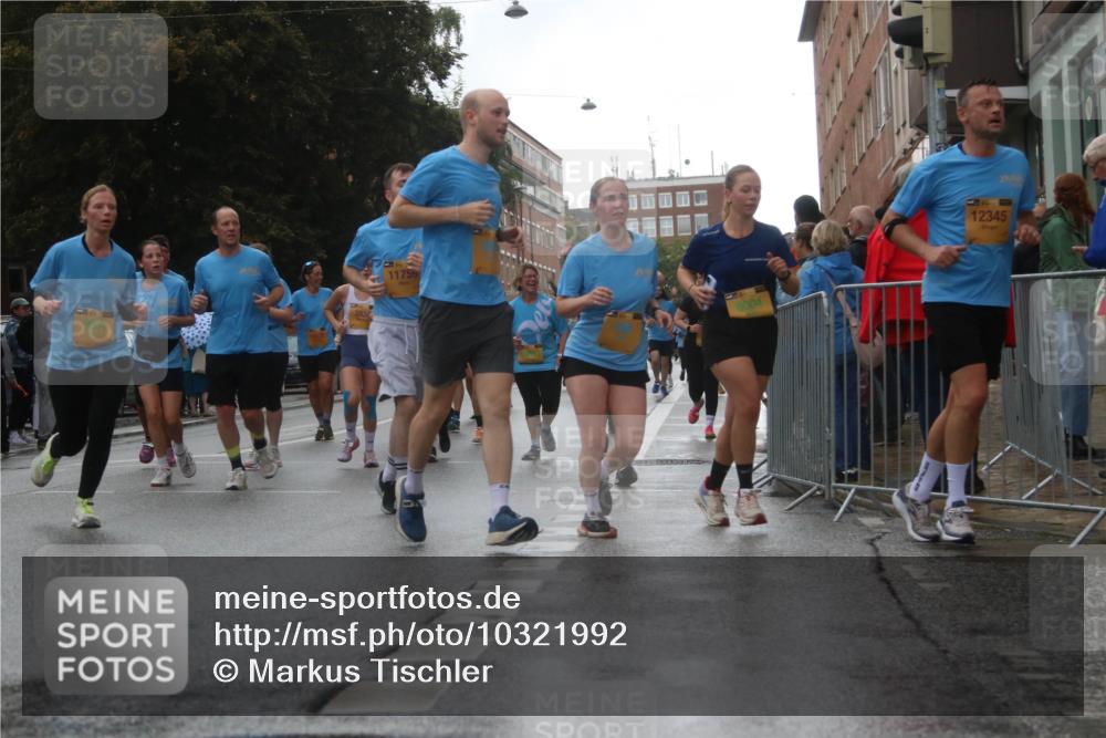 13.09.2026 - Kiel Lauf Markus Tischler http://msf.ph/oto/10321992 13.09.2026 10:56:07 Fleethörn 993, 383, 11759, 3004, 1, 35, 12345 meine-sportfotos.de