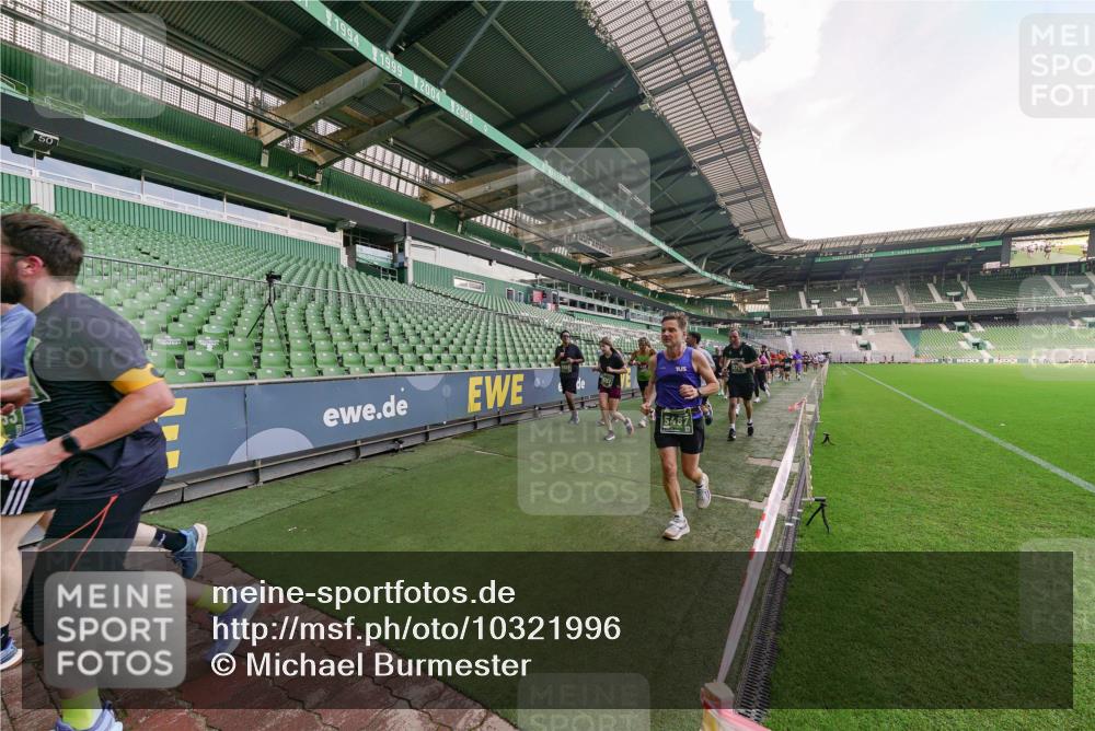13.09.2026 - 21. swb-Marathon Bremen Michael Burmester http://msf.ph/oto/10321996 13.09.2026 13:22:41 Laufen im Stadion 128, 160, 211, 258, 343, 351, 423, 441, 533, 571, 601, 609, 708, 782, 851, 892, 1060, 1094, 1157, 1177, 1178, 1259, 1316, 1331, 1344, 1417, 1518, 1657, 1669, 1691, 1729, 1746, 1788, 1883, 2213, 2290, 2433, 2475, 2504, 2526, 2551, 2619, 2632, 2652, 2660, 2685, 2711, 2828, 2954, 2964, 2995, 3022, 3034, 3225, 3252, 3347, 3351, 3423, 3447, 3505, 3530, 3559, 3682, 3727, 3770, 3784, 3819, 4020, 4054, 4231, 4406, 4407, 4431, 4466, 4467, 4584, 1506 meine-sportfotos.de