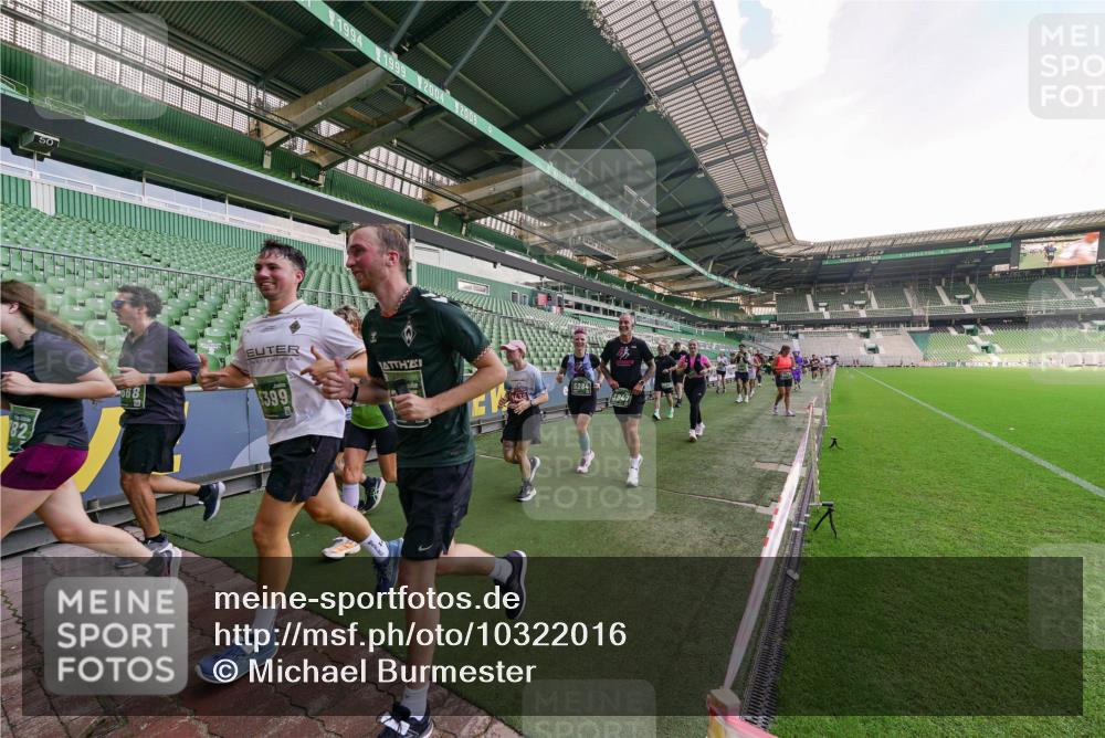 13.09.2026 - 21. swb-Marathon Bremen Michael Burmester http://msf.ph/oto/10322016 13.09.2026 13:22:44 Laufen im Stadion 128, 160, 211, 258, 343, 351, 423, 441, 533, 571, 601, 609, 708, 851, 892, 1060, 1094, 1157, 1177, 1178, 1259, 1331, 1344, 1417, 1518, 1657, 1669, 1691, 1729, 1746, 1788, 1883, 2213, 2290, 2433, 2475, 2504, 2526, 2551, 2619, 2632, 2652, 2660, 2685, 2711, 2828, 2954, 2964, 2995, 3022, 3034, 3225, 3252, 3347, 3351, 3423, 3447, 3505, 3530, 3559, 3682, 3727, 3770, 3784, 3819, 4020, 4054, 4231, 4406, 4407, 4431, 4466, 4467, 4584, 1506 meine-sportfotos.de