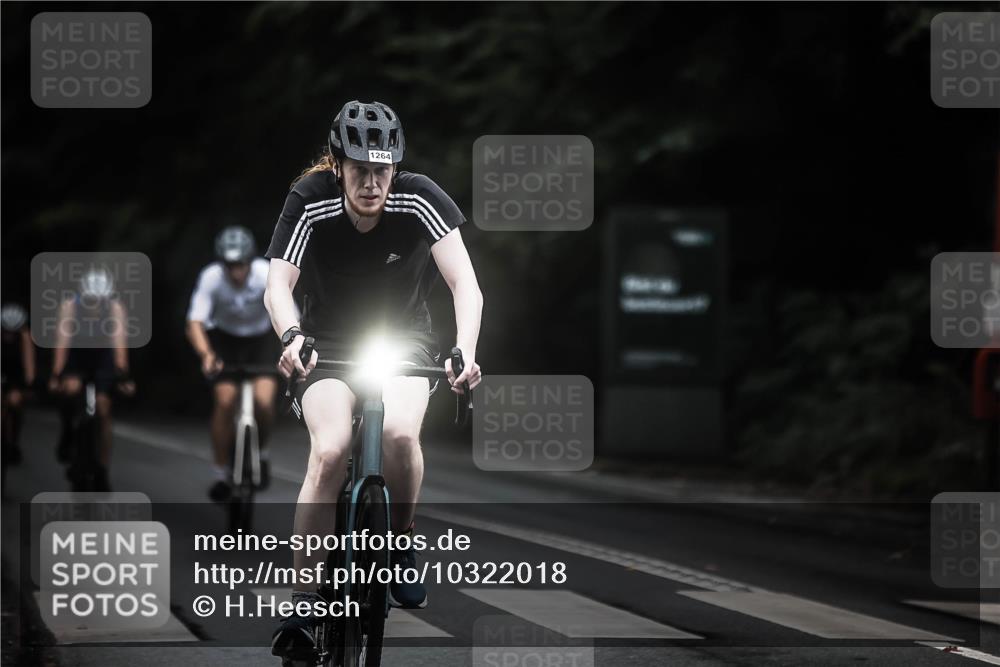 13.09.2026 - Stadtparktriathlon H.Heesch http://msf.ph/oto/10322018 13.09.2026 13:07:42 Radfahren 1194, 1249, 1264, 1292, 1310, 1341, 1379, 1423 meine-sportfotos.de
