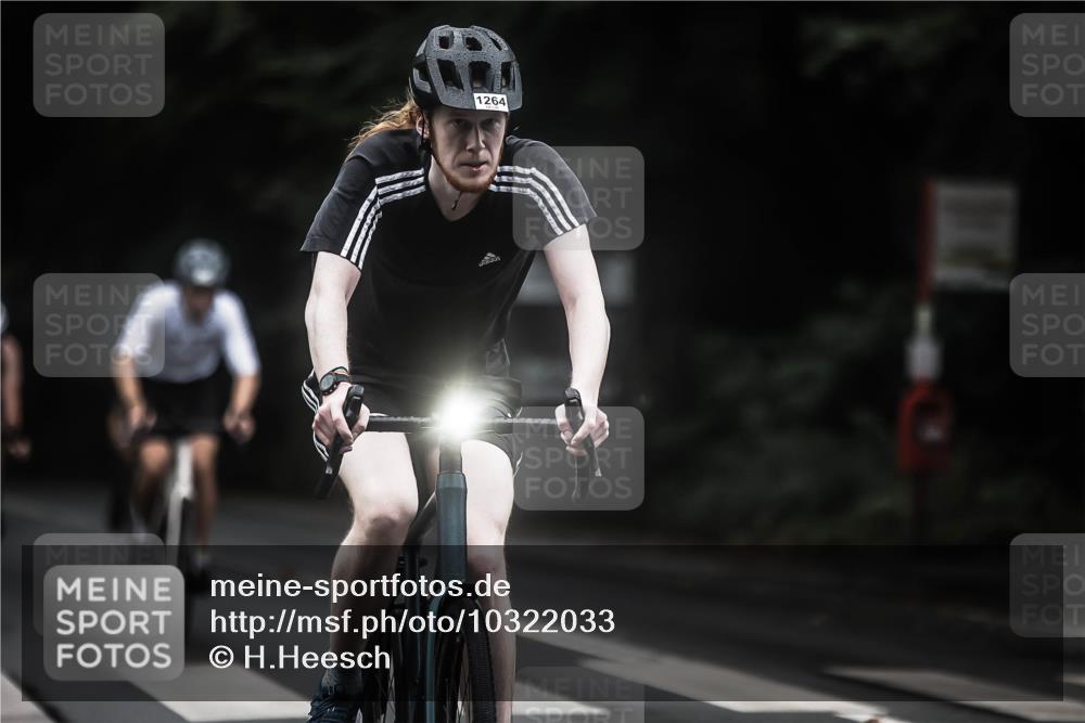 13.09.2026 - Stadtparktriathlon H.Heesch http://msf.ph/oto/10322033 13.09.2026 13:07:43 Radfahren 1194, 1249, 1264, 1292, 1310, 1341, 1423, 1428 meine-sportfotos.de