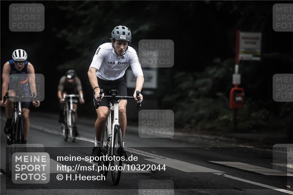13.09.2026 - Stadtparktriathlon H.Heesch http://msf.ph/oto/10322044 13.09.2026 13:07:44 Radfahren 1194, 1249, 1264, 1292, 1310, 1341, 1423, 1428 meine-sportfotos.de