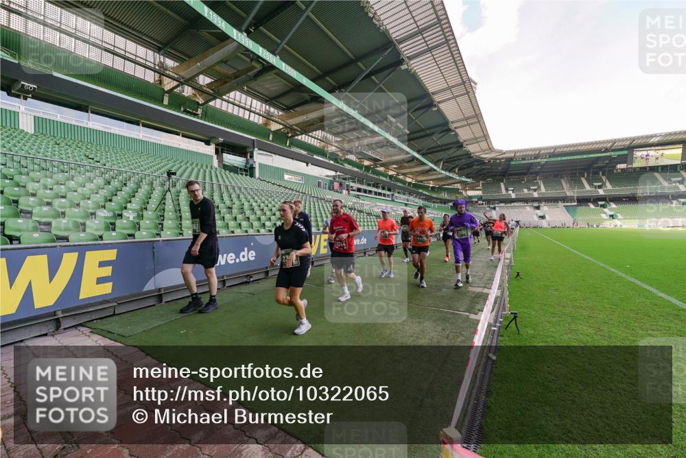 13.09.2026 - 21. swb-Marathon Bremen Michael Burmester http://msf.ph/oto/10322065 13.09.2026 13:22:50 Laufen im Stadion 128, 160, 211, 258, 343, 351, 434, 441, 533, 571, 601, 609, 708, 851, 892, 1060, 1094, 1157, 1178, 1259, 1331, 1344, 1417, 1518, 1657, 1669, 1691, 1729, 1746, 1788, 1883, 2213, 2290, 2433, 2475, 2504, 2526, 2619, 2632, 2652, 2660, 2685, 2711, 2828, 2954, 2964, 2968, 2995, 3022, 3034, 3225, 3252, 3282, 3292, 3347, 3351, 3395, 3423, 3447, 3505, 3530, 3559, 3682, 3727, 3770, 3784, 3819, 4020, 4054, 4231, 4406, 4407, 4431, 4466, 4467, 4584, 1506 meine-sportfotos.de